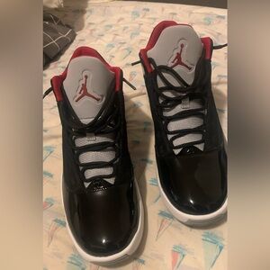 Jordan Max aura 2 brand new w/box